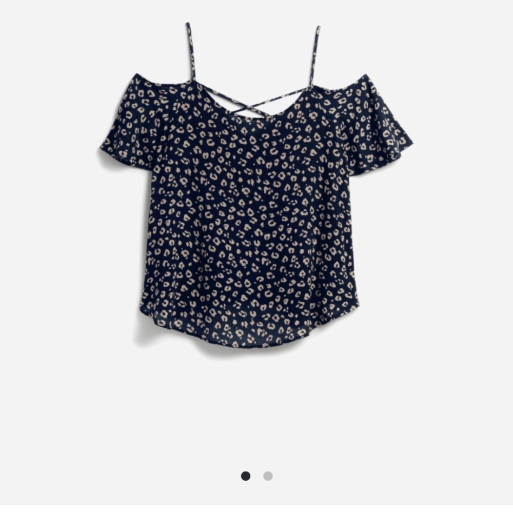NWT Kayleigh cold shoulder shirt from stitch fix